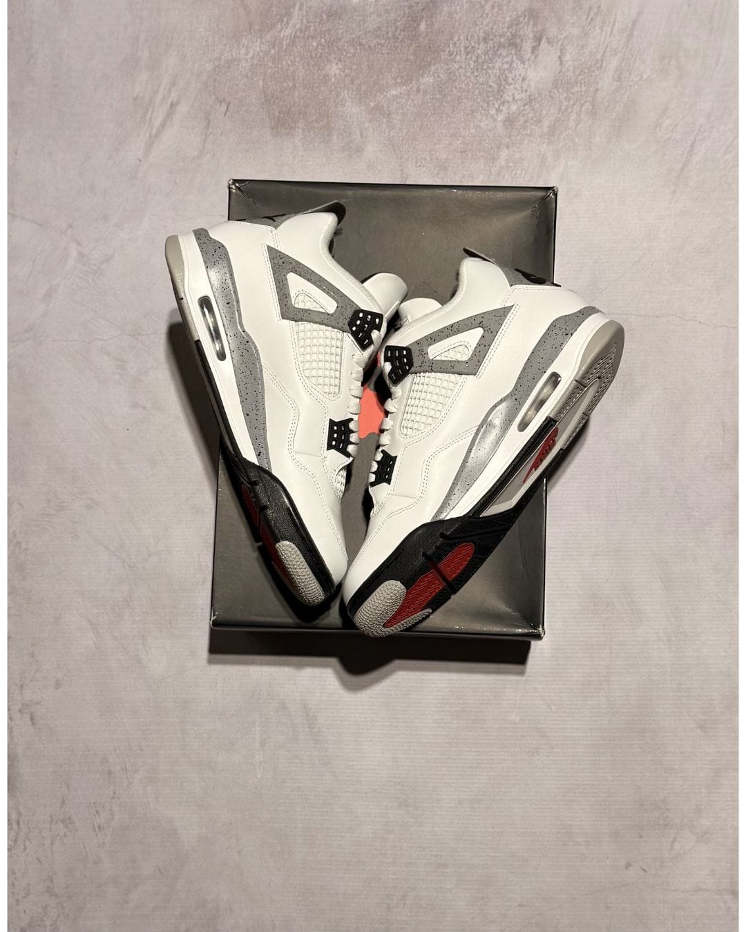 Jordan 4 White Cement